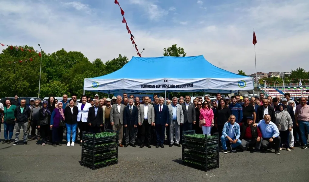 BÜYÜKŞEHİRDEN ÜRETİCİLERE FİDE DESTEĞİ BÜYÜKŞEHİRDEN ÜRETİCİLERE FİDE DESTEĞİ