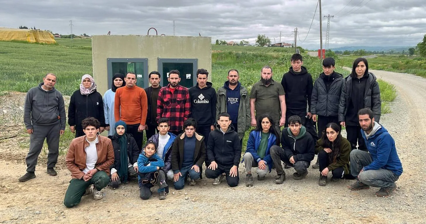 Edirne’de 22 kaçak göçmen yakalandı Edirne’de 22 kaçak göçmen yakalandı