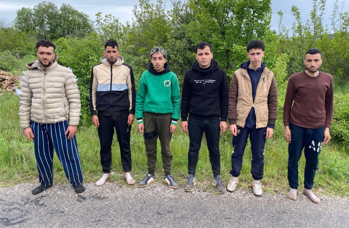 Edirne’de 6 kaçak göçmen yakalandı Edirne’de 6 kaçak göçmen yakalandı