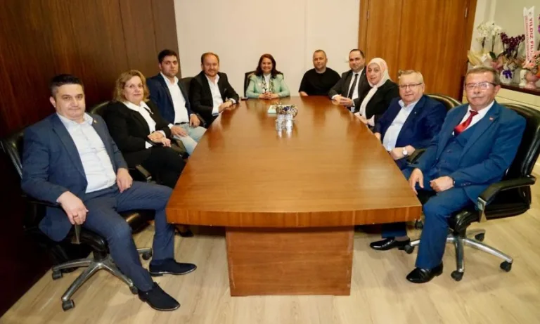 Meslek Odalarının Başkanlarından Başkan Topak’a Ziyaret
