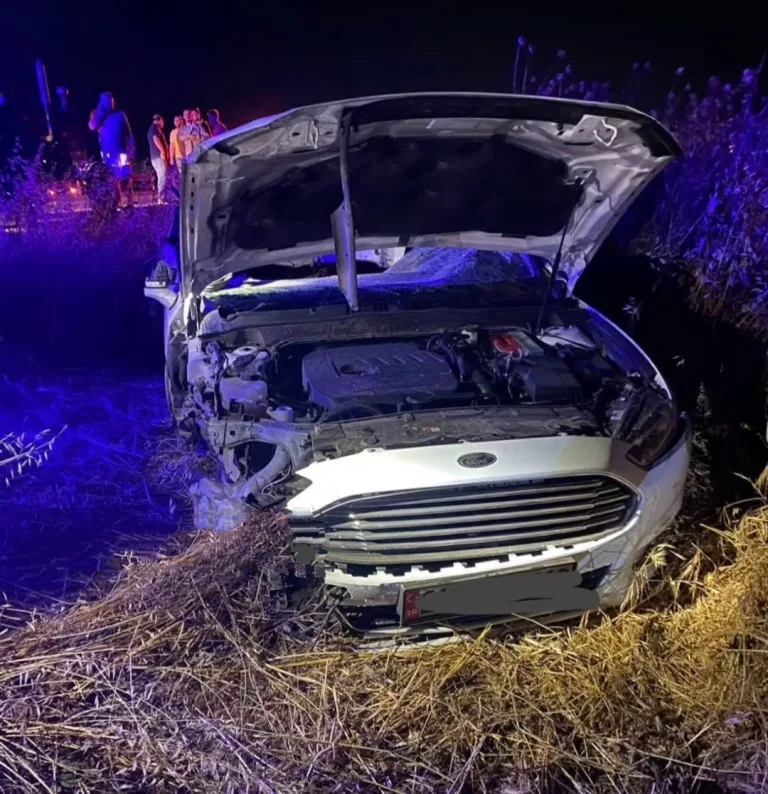 Traktöre Arkadan Çarptı: Genç Kız Olay Yerinde Öldü, 3 Yaralı!