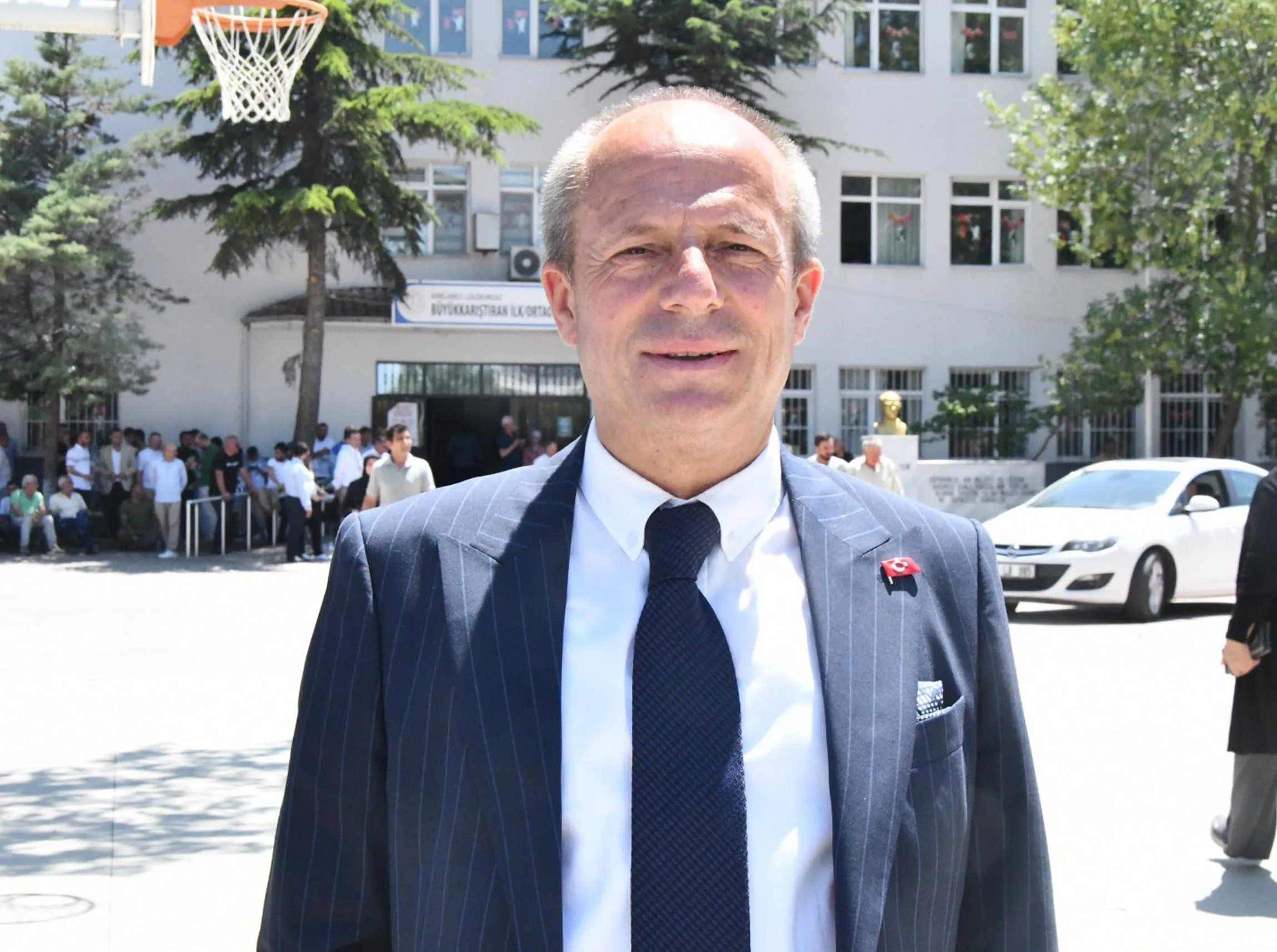 Büyükkarıştıran’da seçmenler, sandık başına gitti; CHP’nin adayı kazandı (2) Büyükkarıştıran’da seçmenler, sandık başına gitti; CHP’nin adayı kazandı (2)
