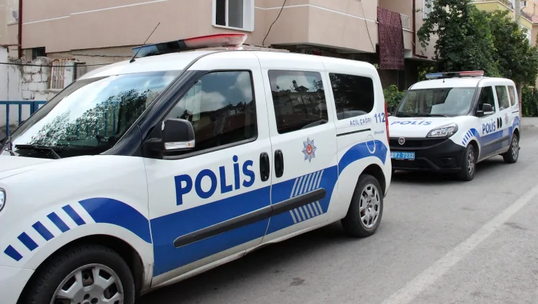 Ev Sahibi İle Kiracı Arasında Yumruklu Kavga!