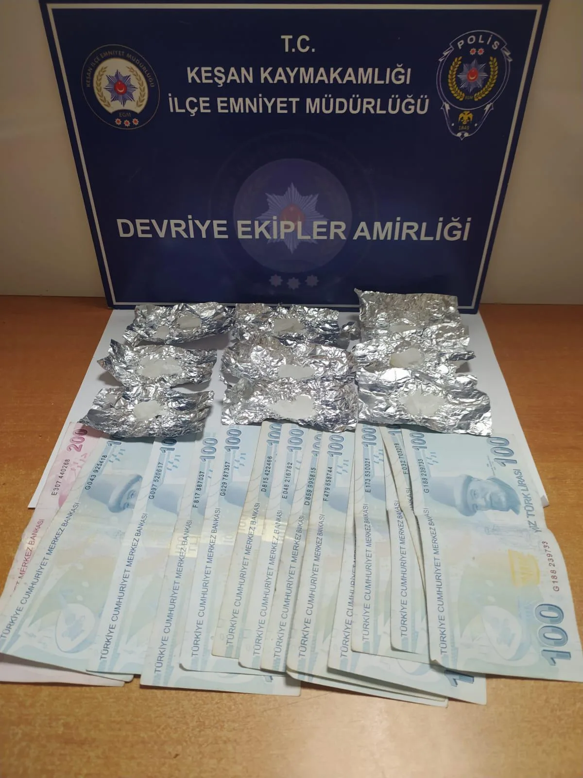 Edirne’de uyuşturucuyla yakalanan şüpheliye gözaltı Edirne’de uyuşturucuyla yakalanan şüpheliye gözaltı