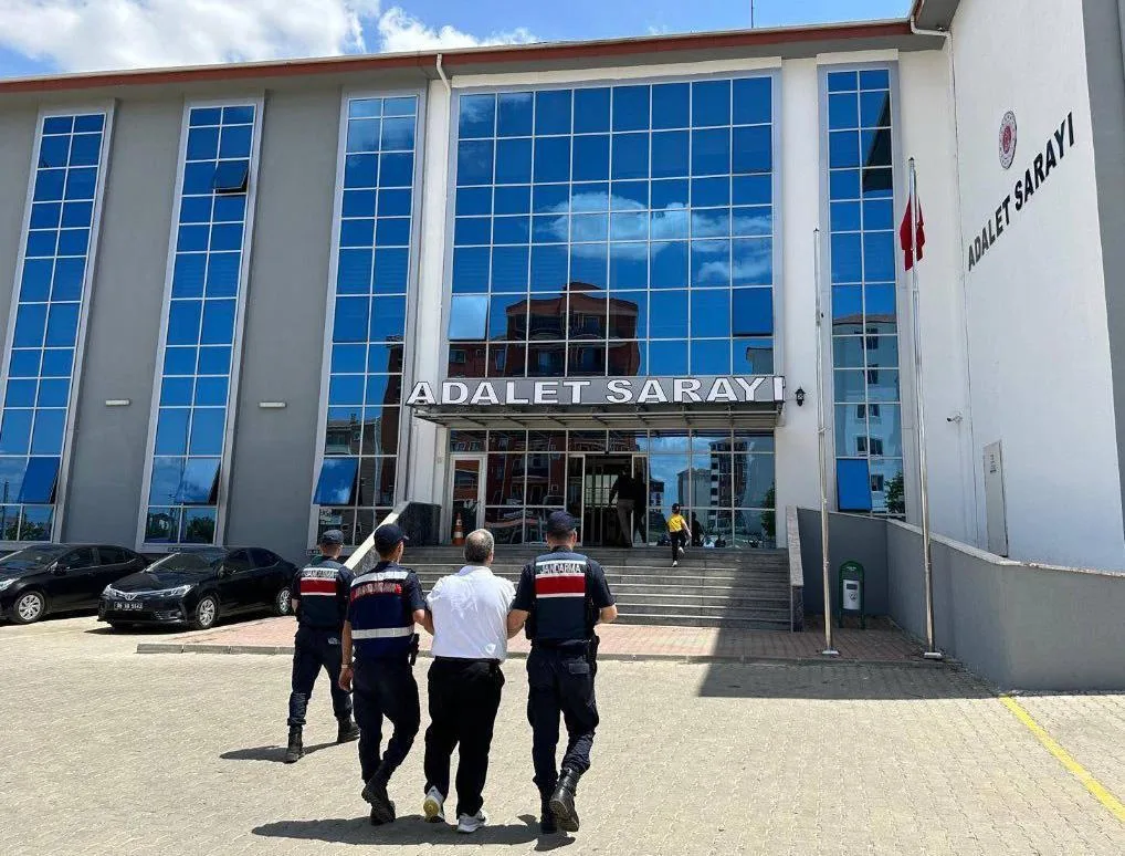 Edirne’de uzun süredir aranan hükümlü yakalandı Edirne’de uzun süredir aranan hükümlü yakalandı