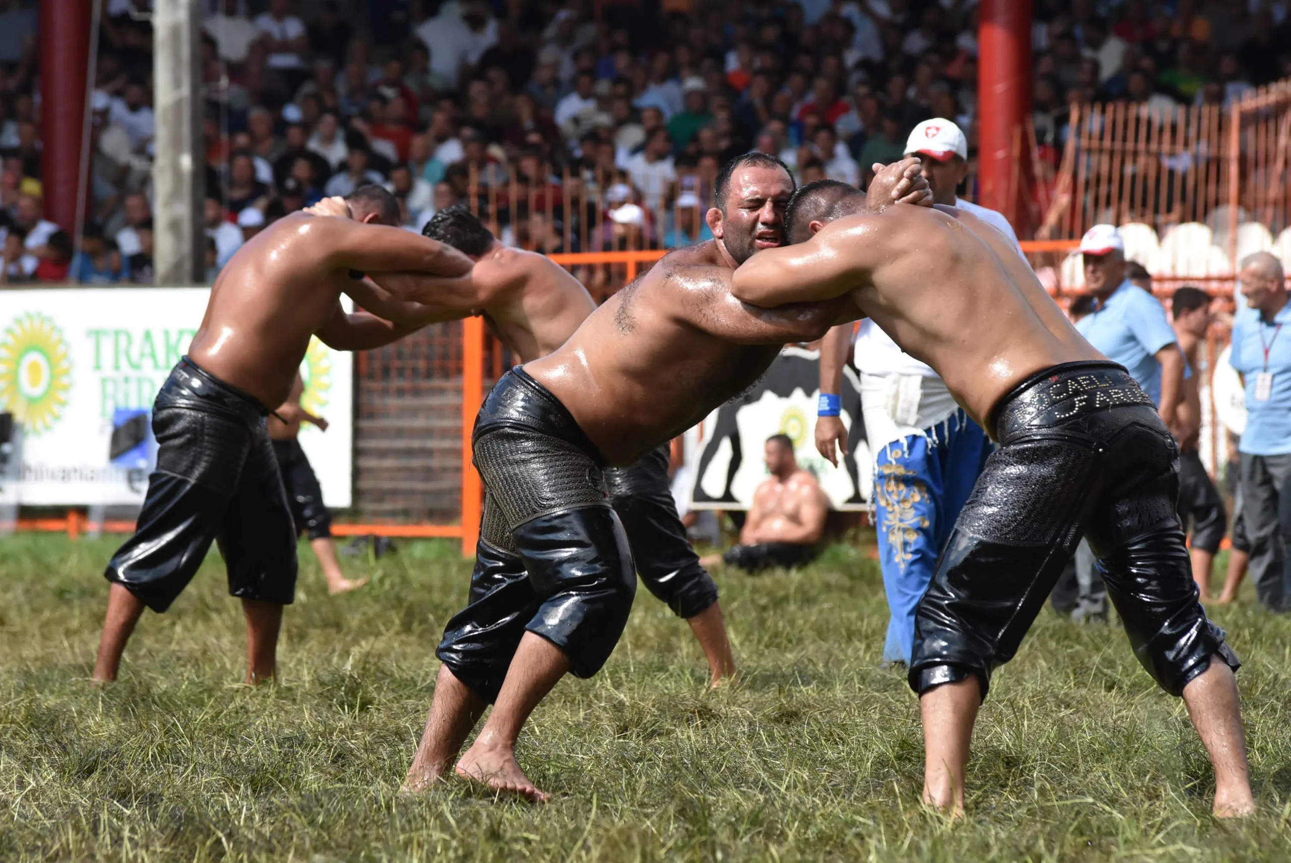 Tarihi Kırkpınar Yağlı Güreşleri’nde, bu yıl 852 pehlivan kol bağlayacak Tarihi Kırkpınar Yağlı Güreşleri’nde, bu yıl 852 pehlivan kol bağlayacak