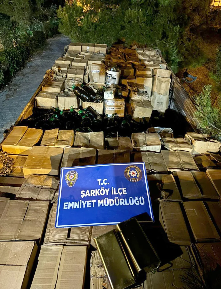 11 Bin 327 Litre Sahte Zeytinyağı Ele Geçirildi