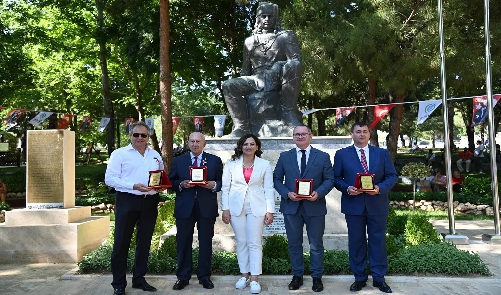 TÜRK-MACAR DOSTLUĞU YÜZYILA DAMGASINI VURDU TÜRK-MACAR DOSTLUĞU YÜZYILA DAMGASINI VURDU