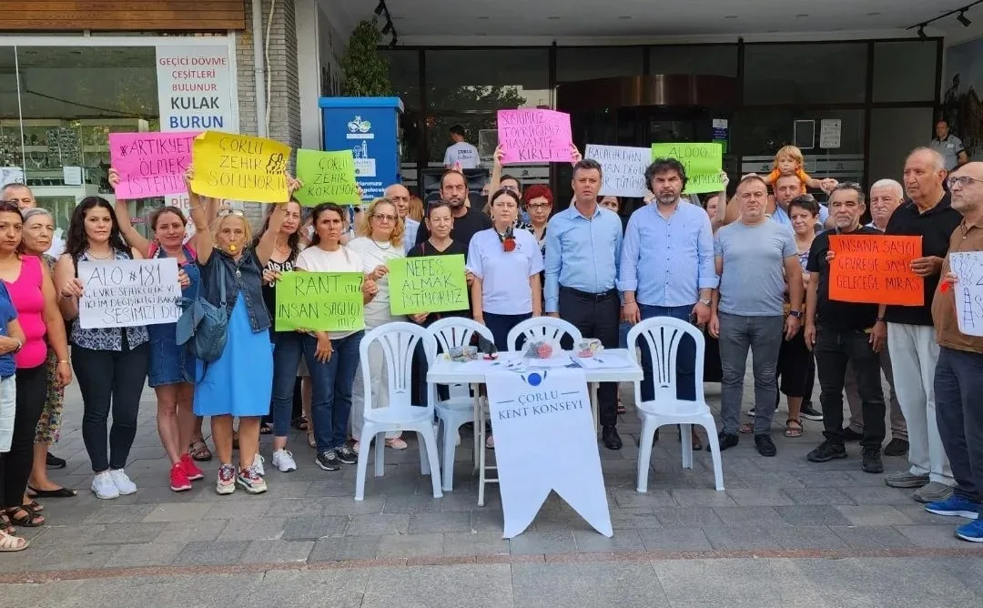 Hava Kirliliği İçin İmza Kampanyası Başlatıldı Hava Kirliliği İçin İmza Kampanyası Başlatıldı