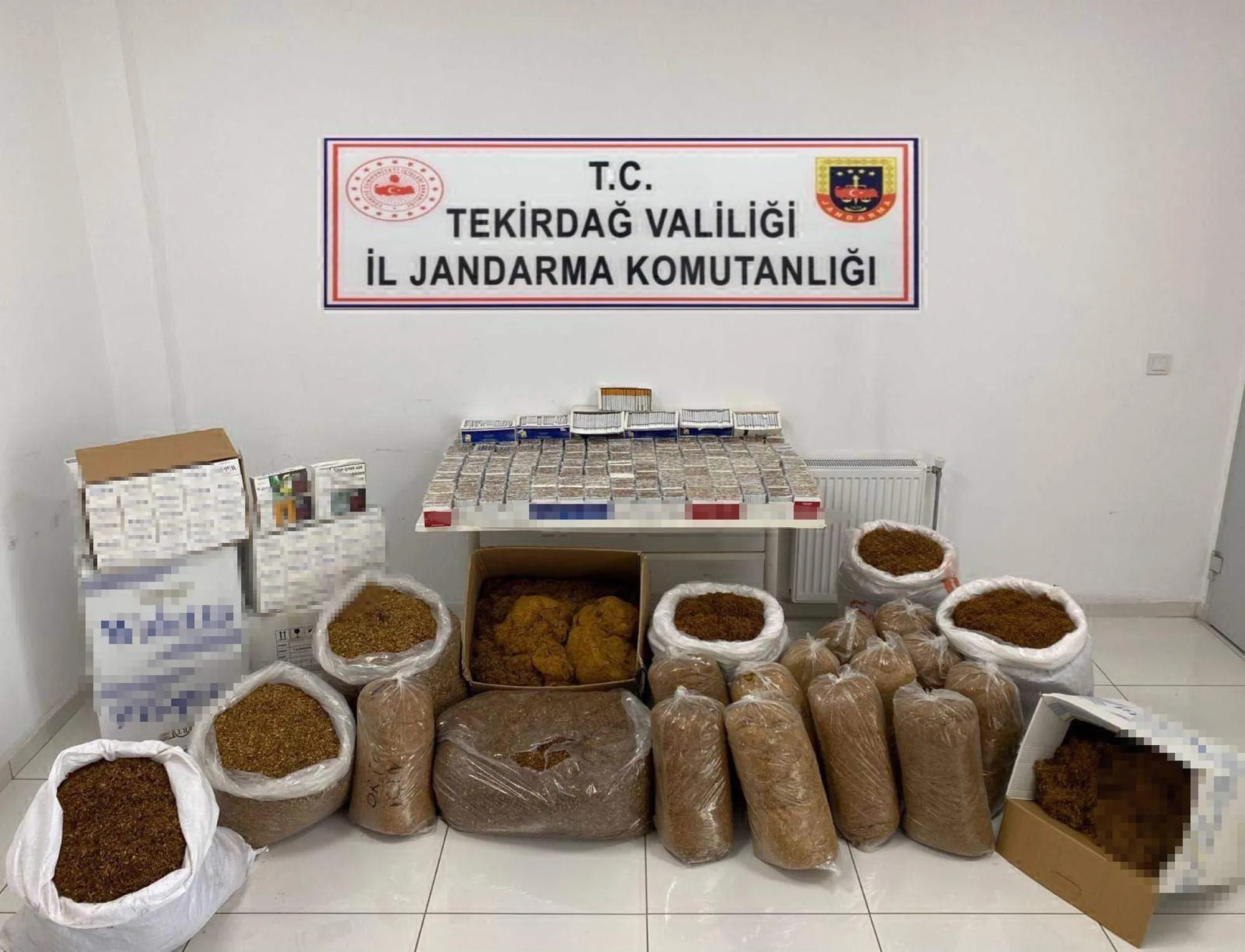 Çerkezköy’de 62 bin 650 makaron ele geçirildi Çerkezköy’de 62 bin 650 makaron ele geçirildi