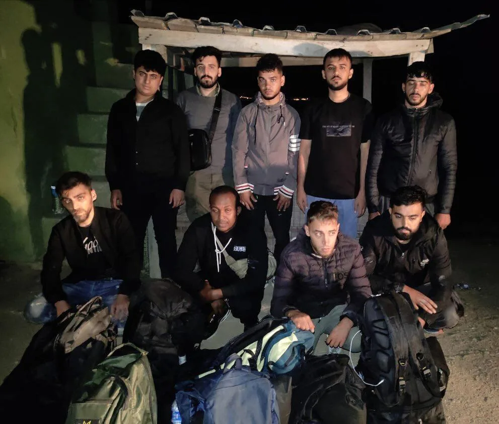 Edirne’de 9 kaçak göçmen yakalandı Edirne’de 9 kaçak göçmen yakalandı