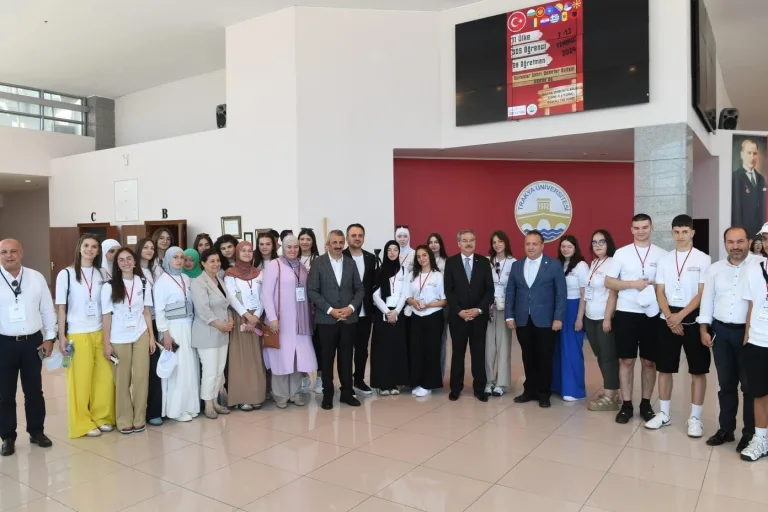 Edirne’de Balkanlar’dan gelen öğrenciler için yaz kampı açılışı yapıldı