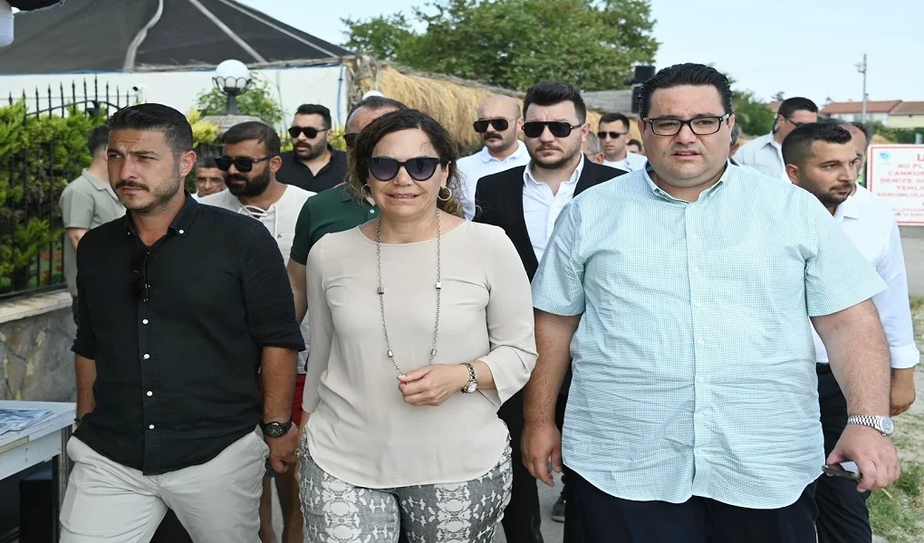 HİZMET İÇİN SAHADA, VATANDAŞIN YANINDA HİZMET İÇİN SAHADA, VATANDAŞIN YANINDA