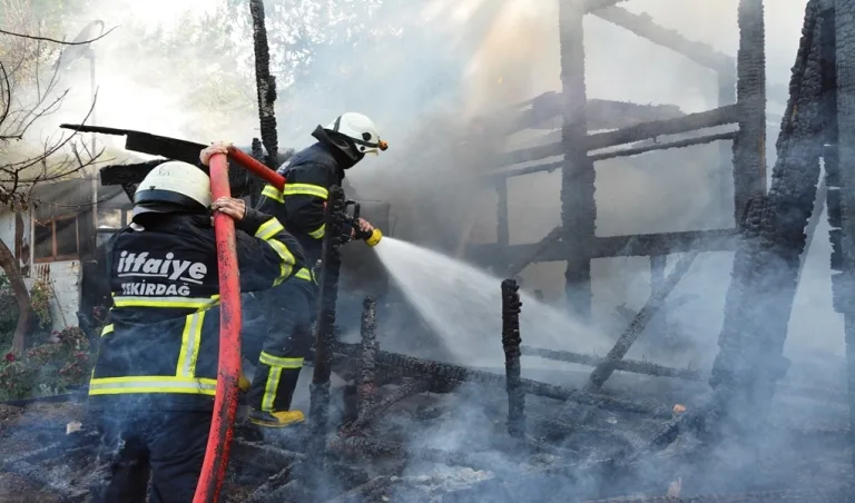 İtfaiye Ekipleri Son 3 Ayda 3 Bin 485 Olaya Müdahale Etti