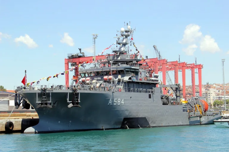 TCG AKIN gemisi, Tekirdağ’da halkın ziyaretine açıldı