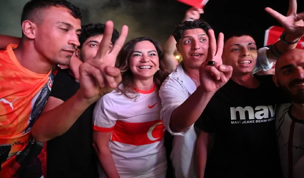TEKİRDAĞ ZAFER COŞKUSUNU BÜYÜŞEHİR’LE YAŞADI_6685dcc273eaf.jpeg