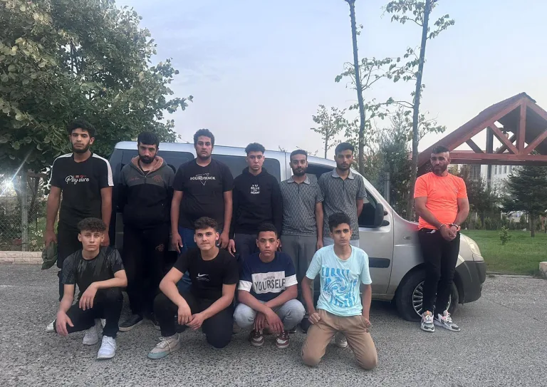 Tekirdağ’da 10 kaçak göçmen ile 1 organizatör yakalandı