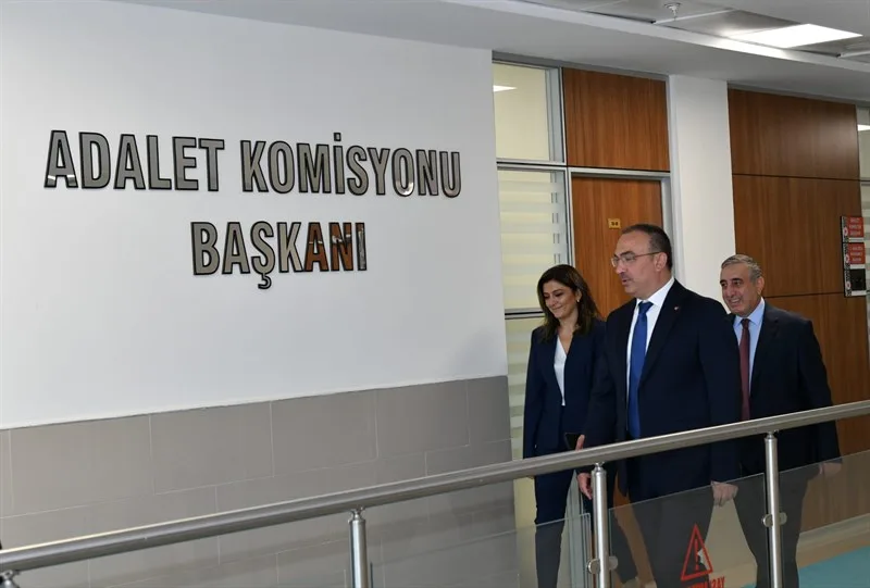 Vali Soytürk HSK Kararnamesi İle İlimize Atanan Adalet Komisyonu Başkanı’nı Ziyaret Etti Vali Soytürk HSK Kararnamesi İle İlimize Atanan Adalet Komisyonu Başkanı’nı Ziyaret Etti