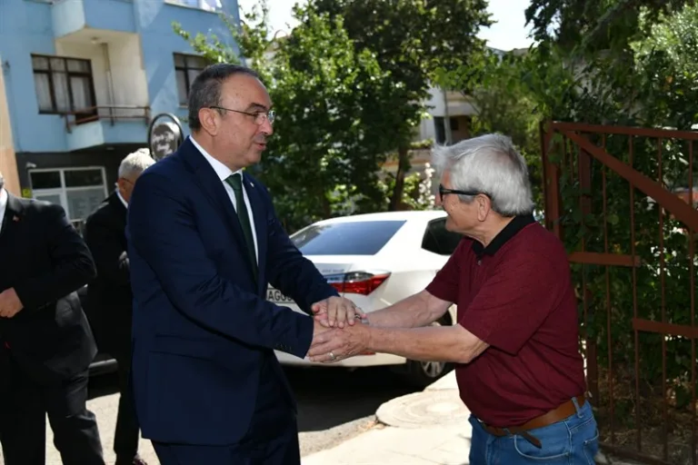 Vali Soytürk Şehit Polis Memuru Münir Alkan’ın Ailesini Ziyaret Etti