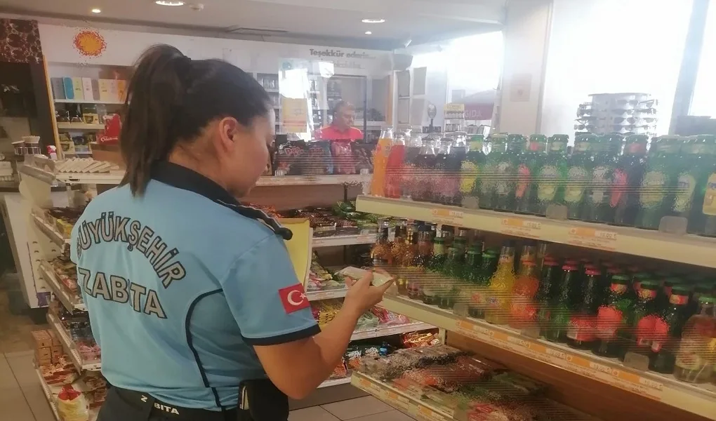 Zabıta Ekipleri Halk Sağlığı, Gıda Güvenliği ve Tüketici Hakları İçin Görevde Zabıta Ekipleri Halk Sağlığı, Gıda Güvenliği ve Tüketici Hakları İçin Görevde
