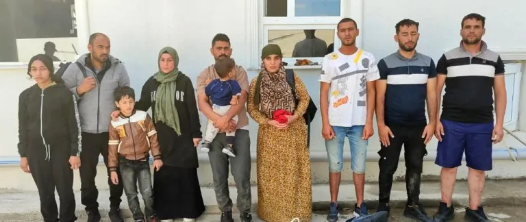 Edirne’de 27 kaçak göçmen ile 1 organizatör yakalandı