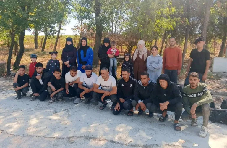 Edirne’de 27 kaçak göçmen yakalandı