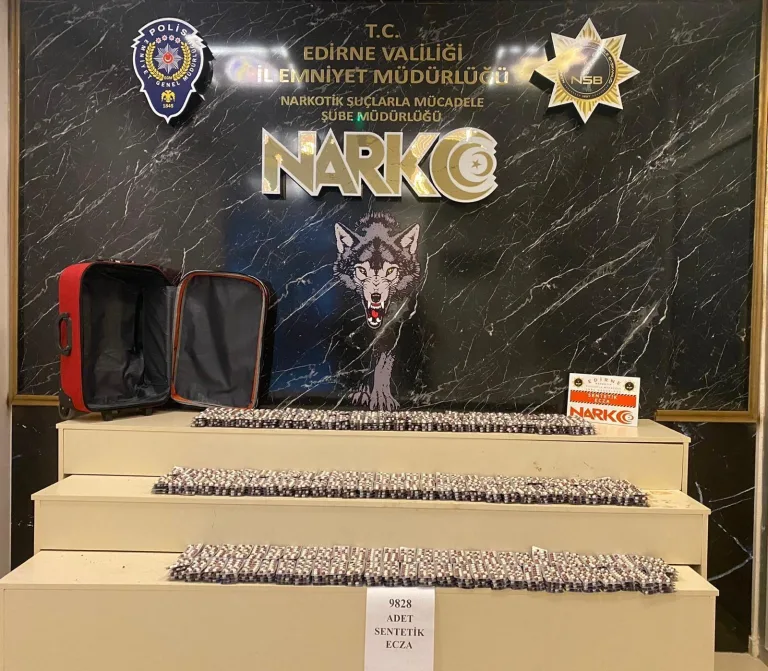 Edirne’de 9 bin 828 sentetik ecza hapı ve skunk ele geçirildi; 6 tutuklama
