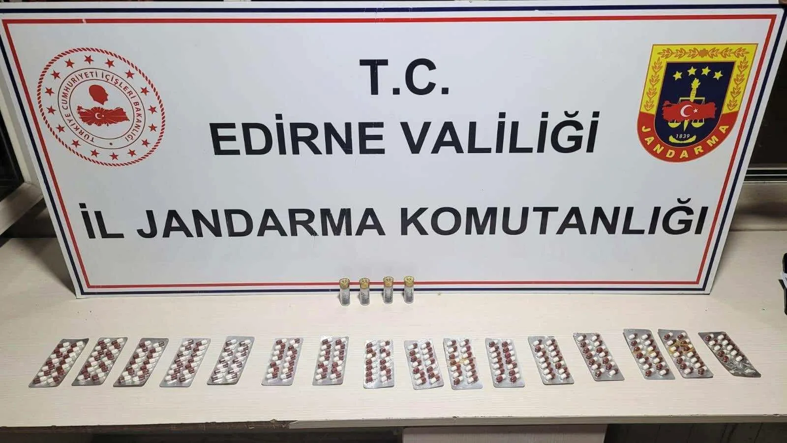 Erikli sahilinde jandarmadan asayiş denetimi Erikli sahilinde jandarmadan asayiş denetimi