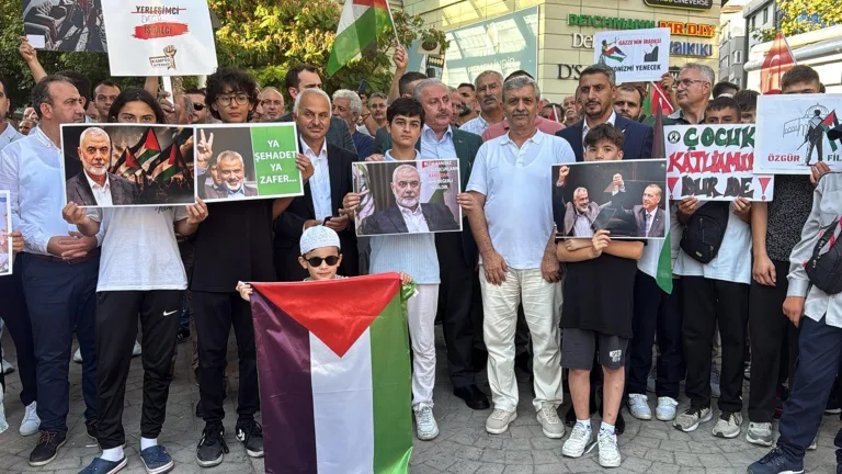 Tekirdağ’da İsrail’in saldırılarına tepki