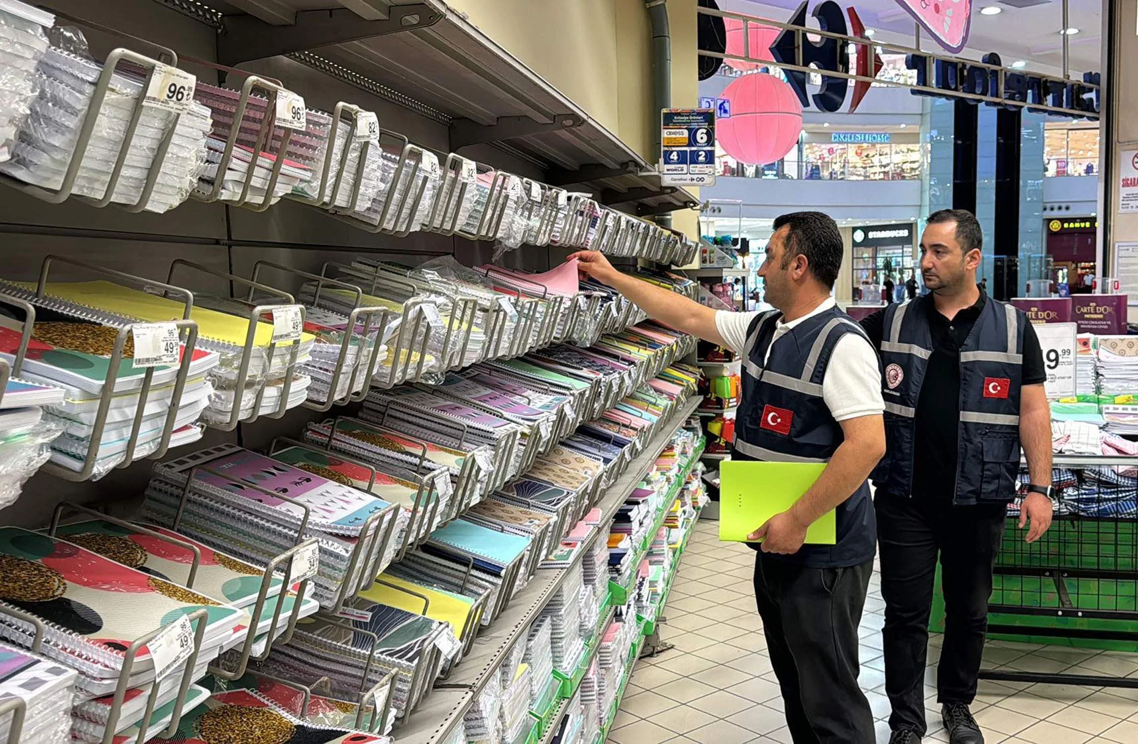 Yeni Eğitim Öğretim Yılı Öncesi, Kırtasiyelerde ‘Fiyat’ Denetimi Yeni Eğitim Öğretim Yılı Öncesi, Kırtasiyelerde ‘Fiyat’ Denetimi