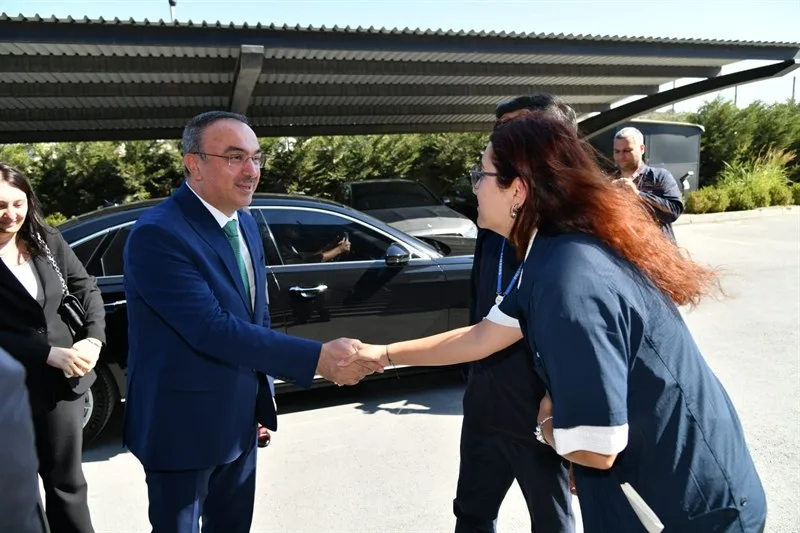 Vali Soytürk’ten Fabrika Ziyareti Vali Soytürk’ten Fabrika Ziyareti