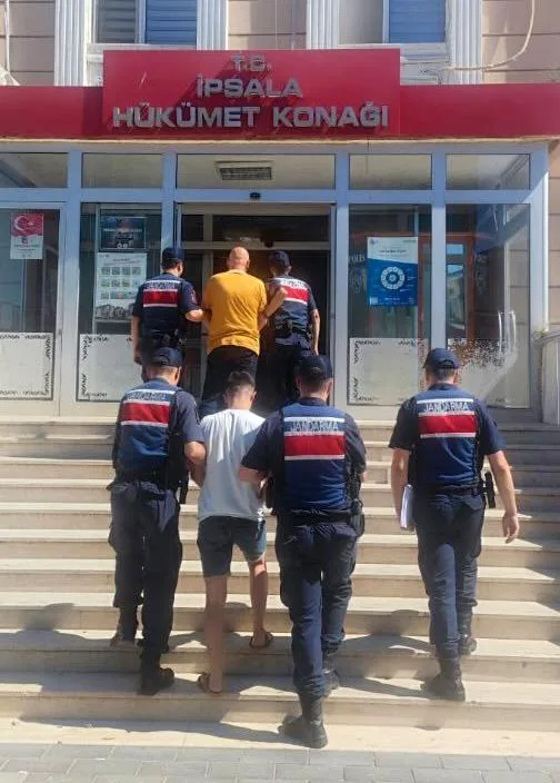Yunanistan’a kaçarken yakalanan 3 FETÖ şüphelisi tutuklandı