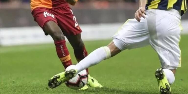 Canlı: Fenerbahçe Galatasaray Maçı İzle, Bedava  Maç İzle!