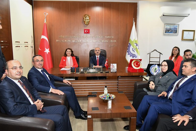 Bakan Uraloğlu Ergene Belediyesini Ziyaret Etti Bakan Uraloğlu Ergene Belediyesini Ziyaret Etti