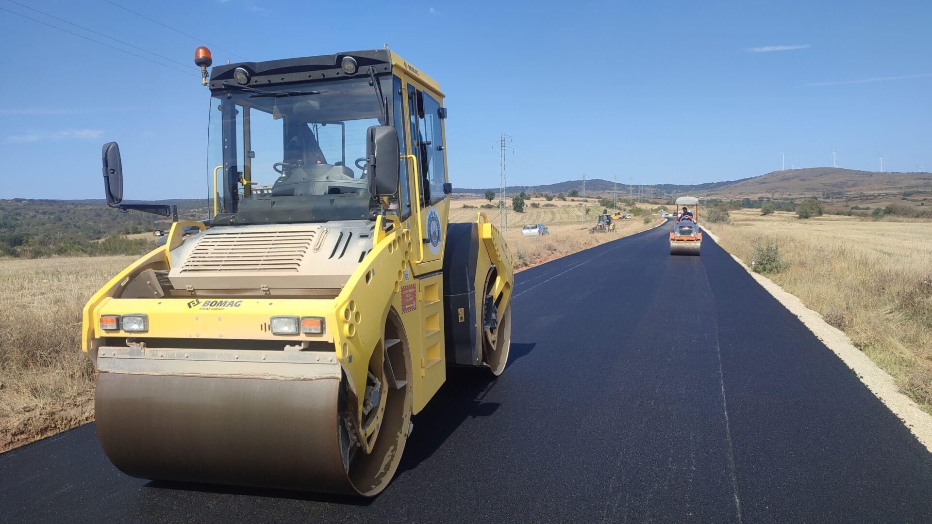 Edirne ile Uzunköprü arasında 24 kilometrelik köy yolu yapımı tamamlandı Edirne ile Uzunköprü arasında 24 kilometrelik köy yolu yapımı tamamlandı