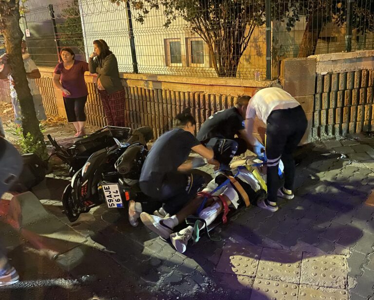 Edirne’de motosiklet ile otomobil çarpıştı: 2 yaralı