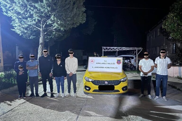 Kırklareli’de 6 göçmen yakalandı; 2 organizatör tutuklandı