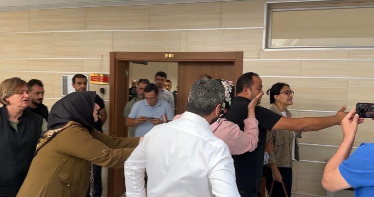 Kırklareli’de selde 6 kişinin öldüğü davada ailelerden sanığa tepki