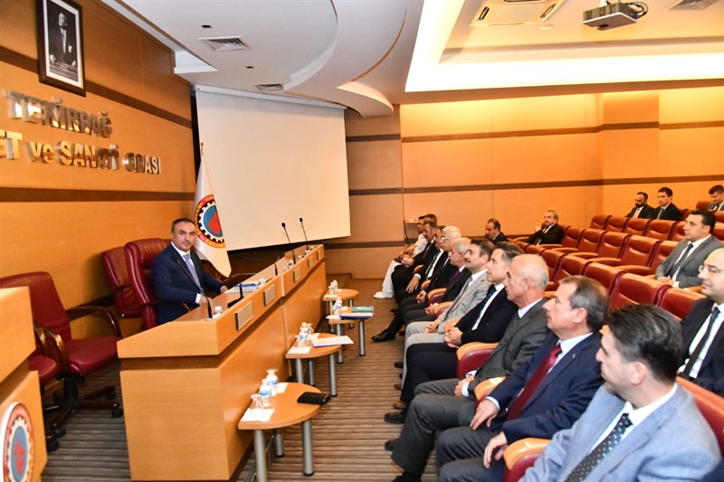Vali Soytürk Mülki İdare Amirleri ve Kurum Müdürleri İle Toplantı Yaptı Vali Soytürk Mülki İdare Amirleri ve Kurum Müdürleri İle Toplantı Yaptı