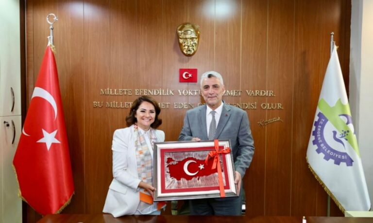 Bakan Bolat’tan Belediyemize Ziyaret