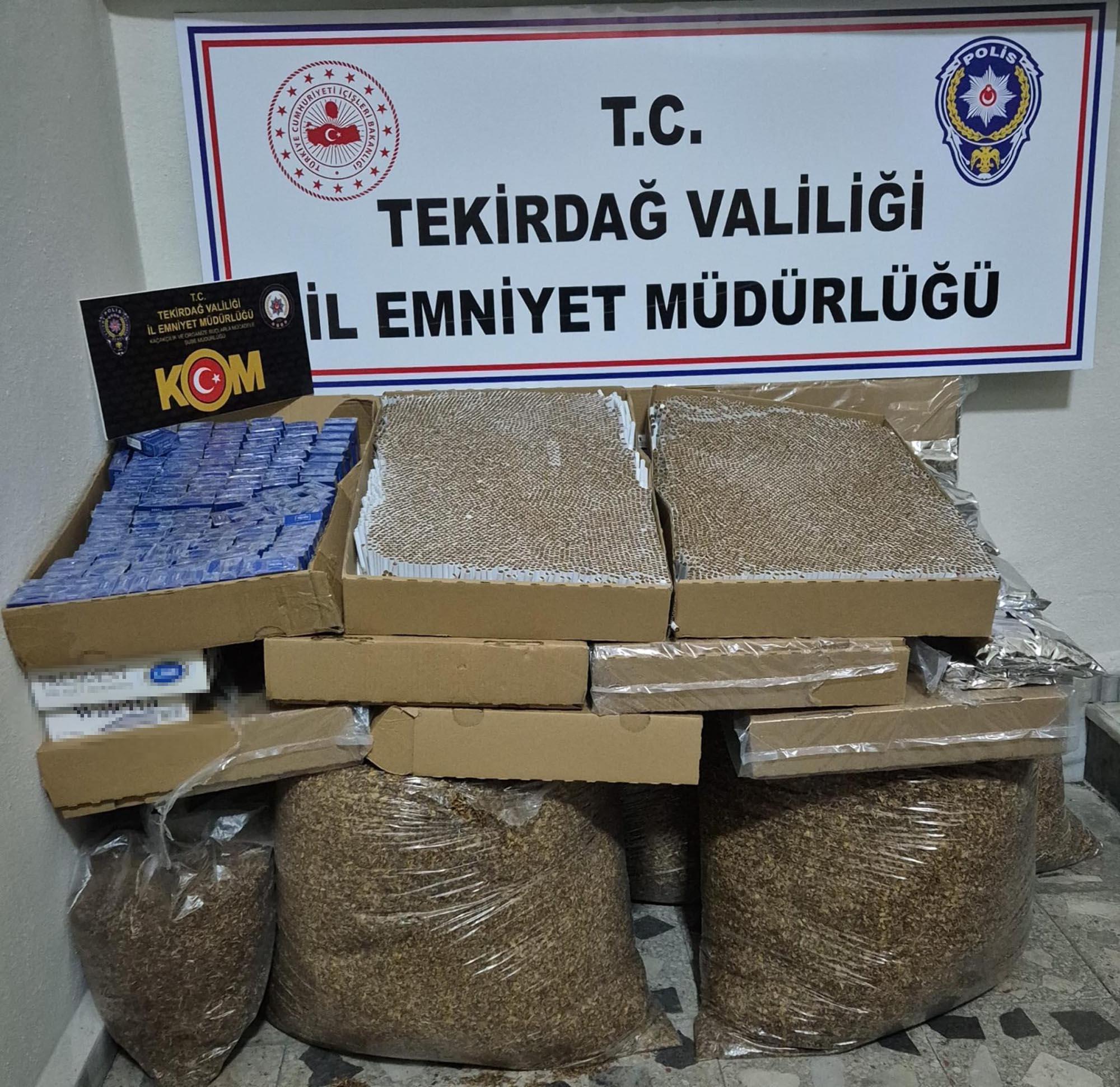 Çerkezköy’de kaçak makaron ve tütün ele geçirildi Çerkezköy’de kaçak makaron ve tütün ele geçirildi