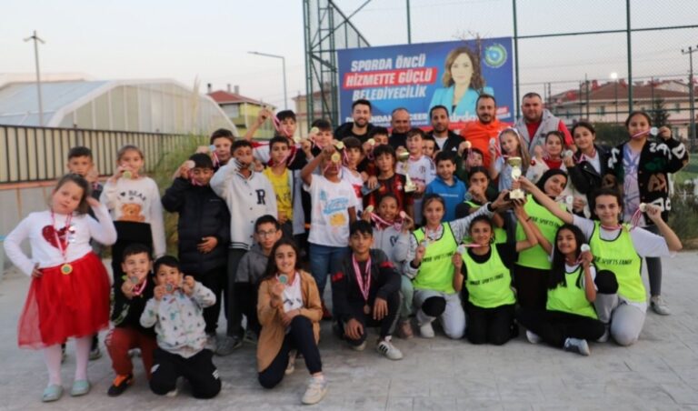 CUMHURİYET’İN 101. YILI MURATLI’DA SPOR MÜSABAKALARI İLE KUTLANDI