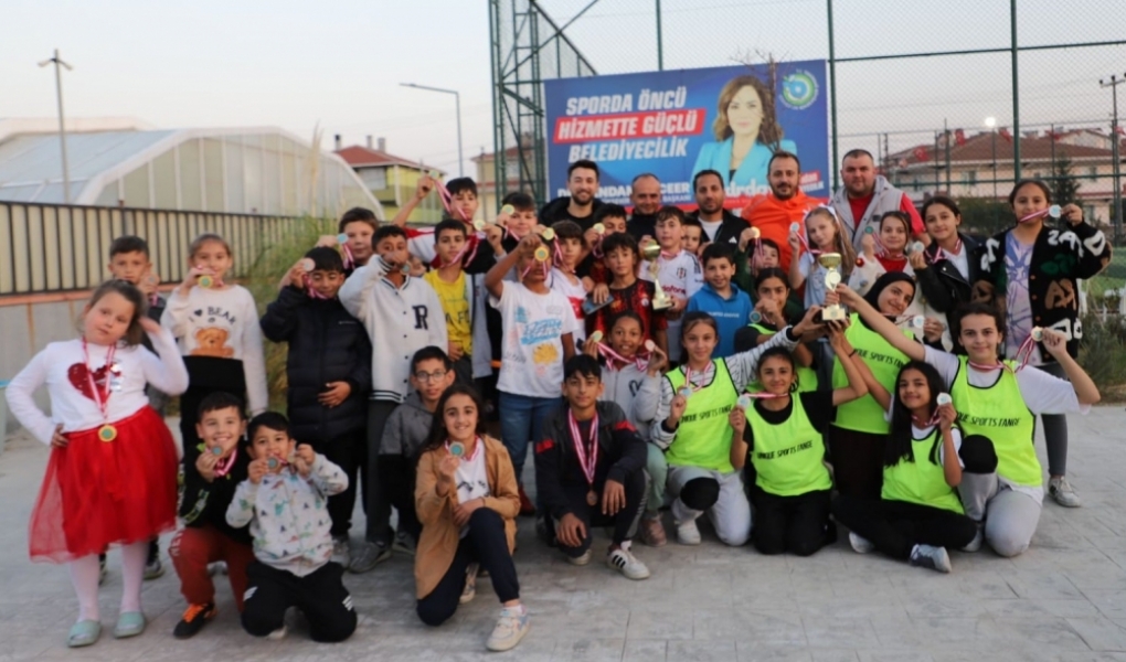 CUMHURİYET’İN 101. YILI MURATLI’DA SPOR MÜSABAKALARI İLE KUTLANDI CUMHURİYET’İN 101. YILI MURATLI’DA SPOR MÜSABAKALARI İLE KUTLANDI