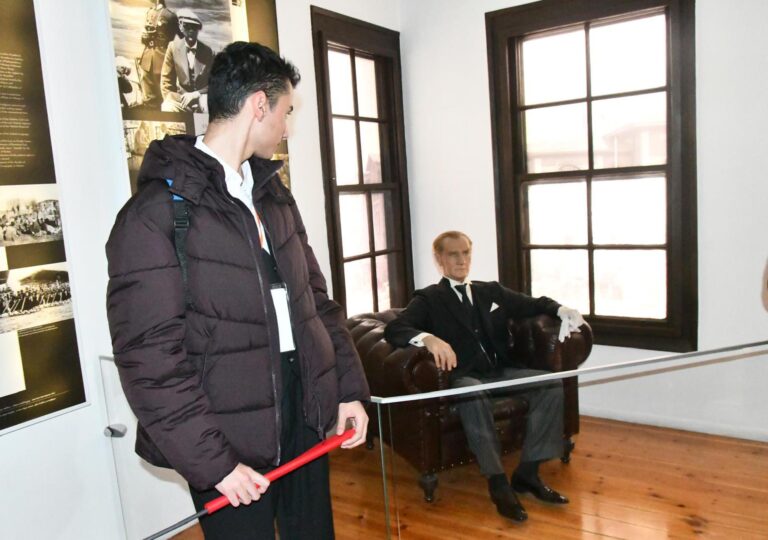 Atatürk, Selanik’te doğduğu evde törenle anıldı / Ek fotoğraflar