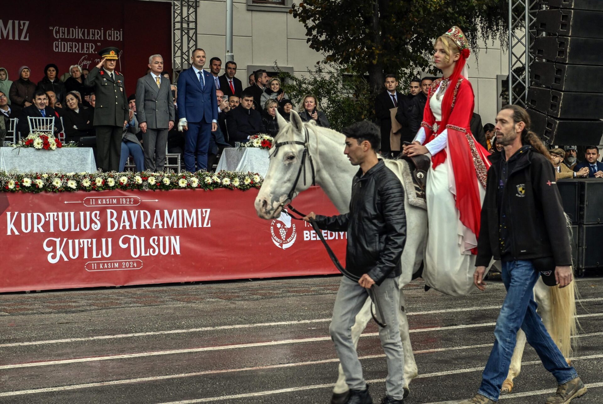 Kırklareli’nin düşman işgalinden kurtuluşu törenle kutlandı Kırklareli’nin düşman işgalinden kurtuluşu törenle kutlandı