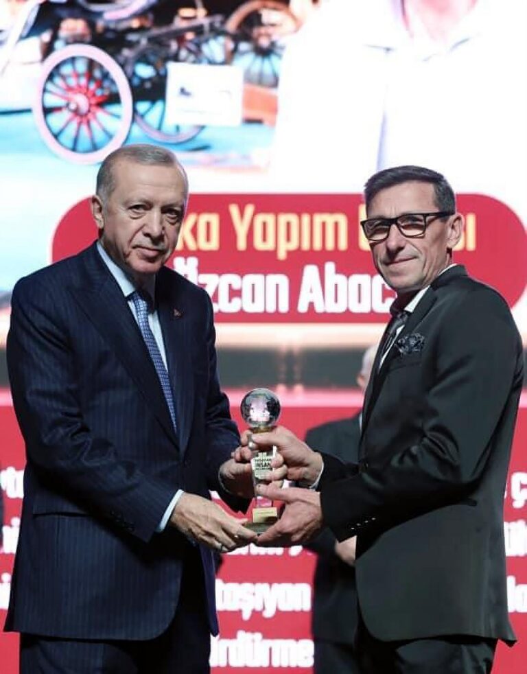 Ödülünü Cumhurbaşkanı Erdoğan’ın elinden alan talika ustası, mesleğini gelecek nesillere aktarmak istiyor