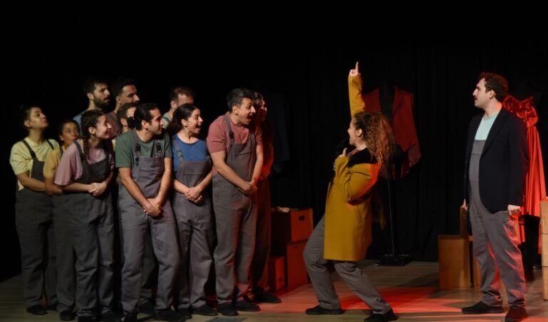 “PUNTİLA AĞA VE UŞAĞI MATTİ” SARAY’DA