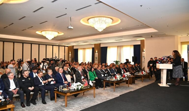 TEKİRDAĞ’DA SUYUN GELECEĞİ MASAYA YATIRILDI