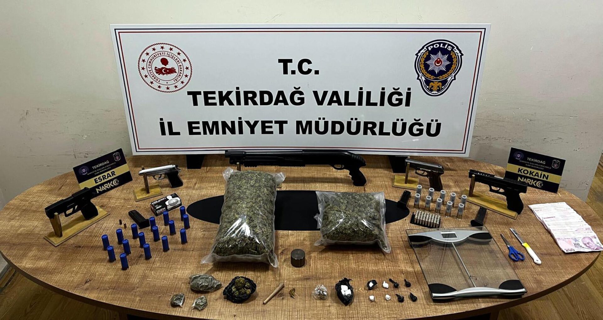 Tekirdağ’da ‘torbacı’ operasyonu: 2 tutuklama Tekirdağ’da ‘torbacı’ operasyonu: 2 tutuklama