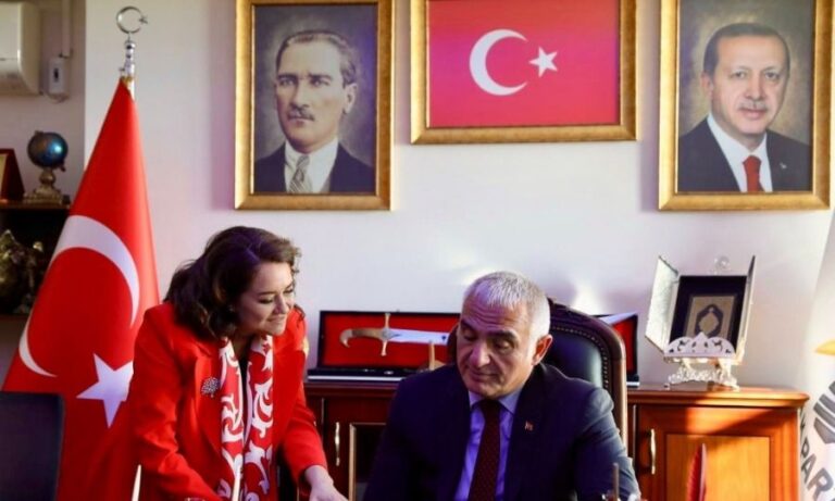 Topak, Kültür ve Turizm Bakanı Ersoy´la verimli bir görüşme gerçekleştirdi